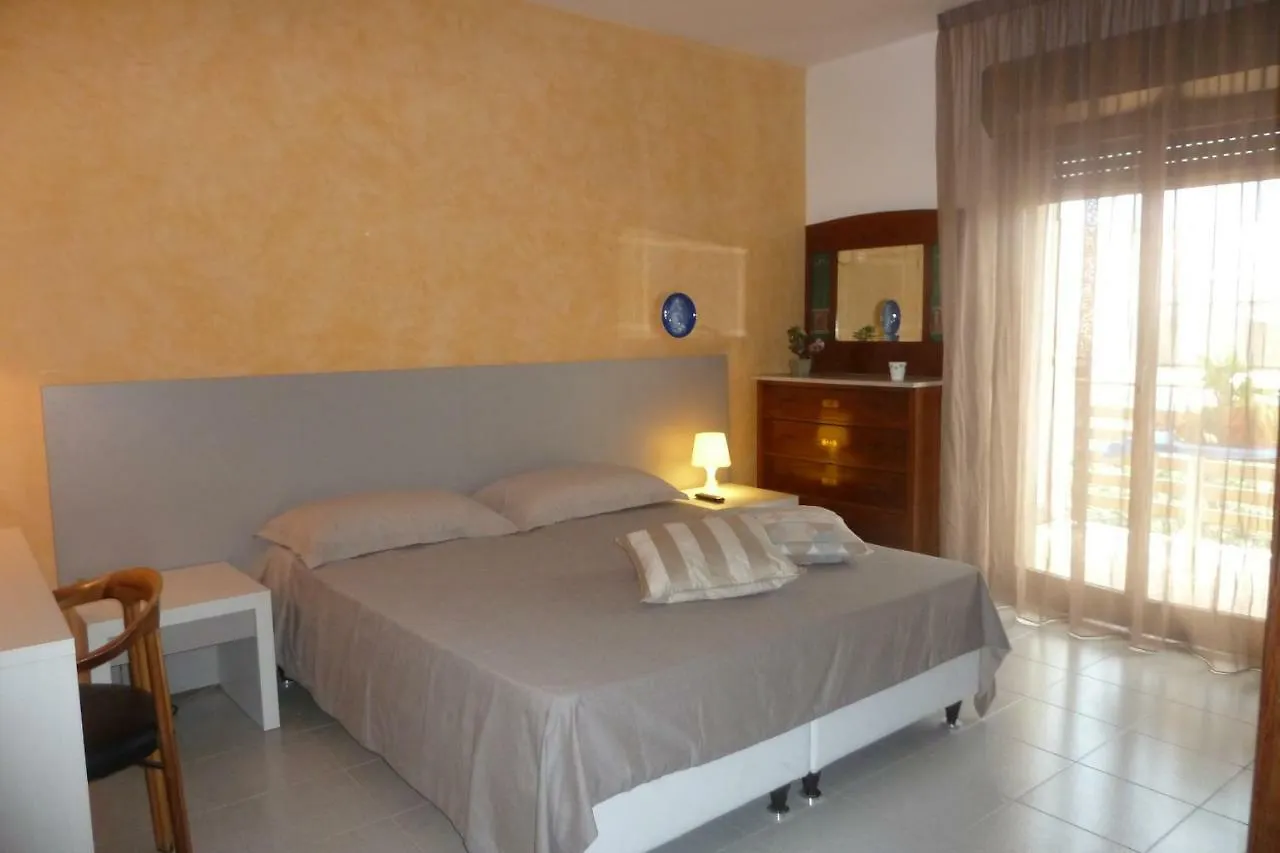 Bed & Breakfast B&B Al 258 Santa Teresa Di Riva