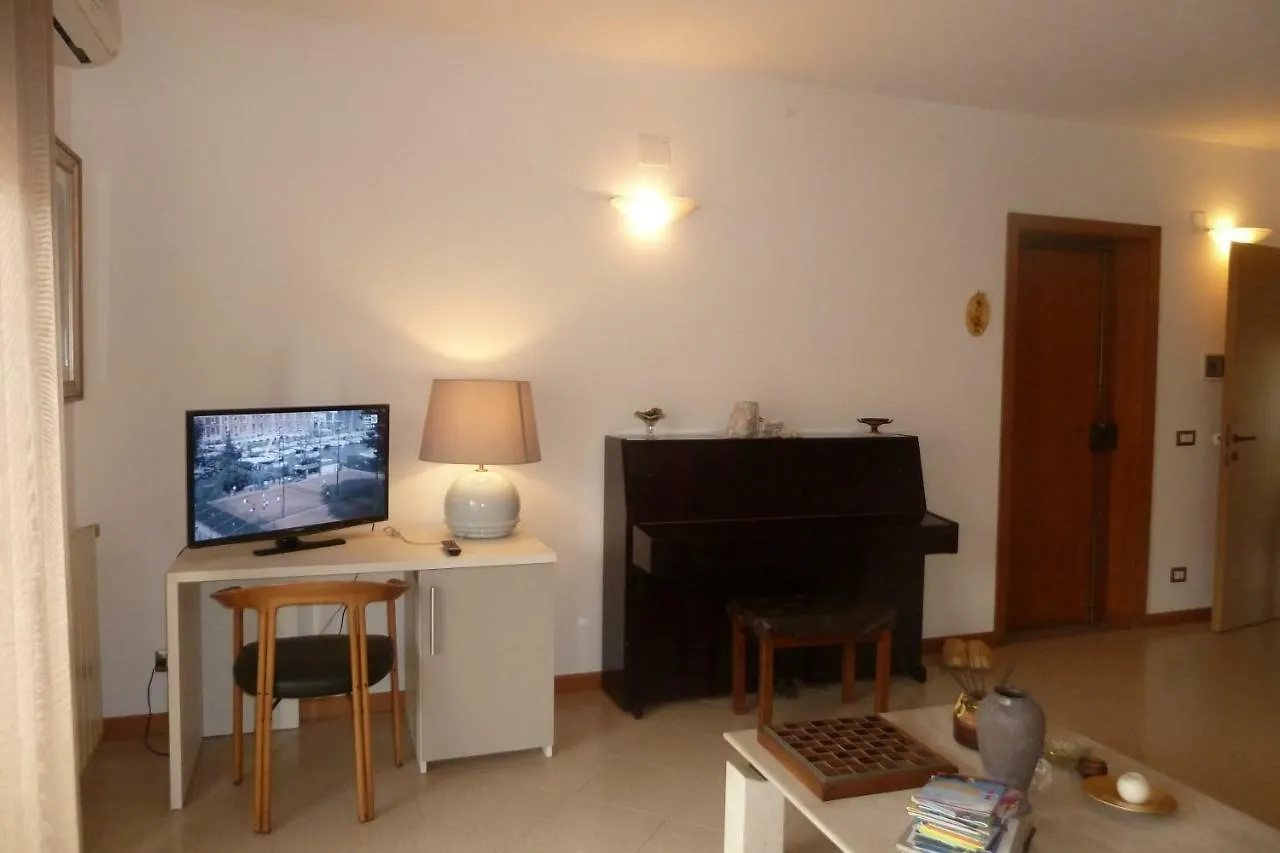 Bed & Breakfast B&B Al 258 Santa Teresa Di Riva Italy