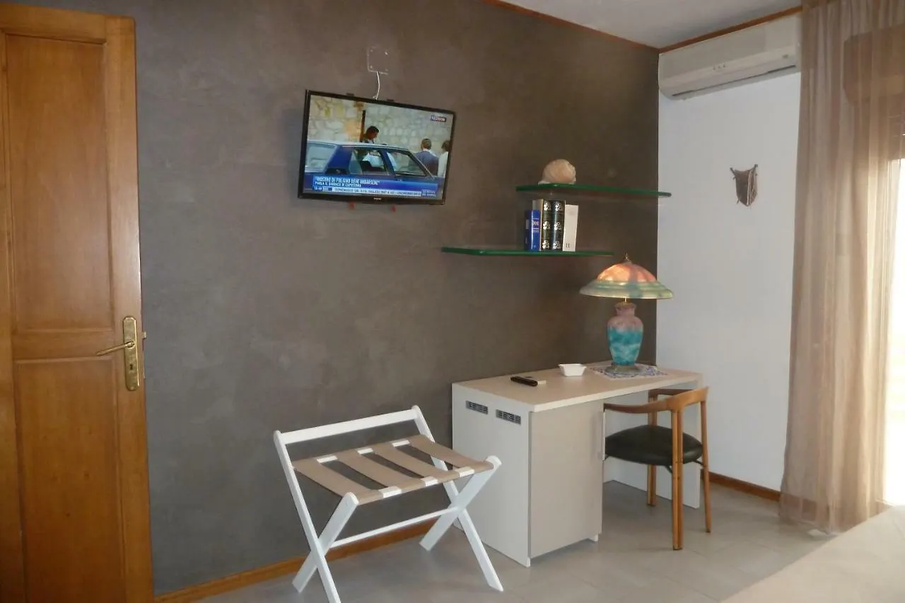 Bed & Breakfast B&B Al 258 Santa Teresa Di Riva Italy