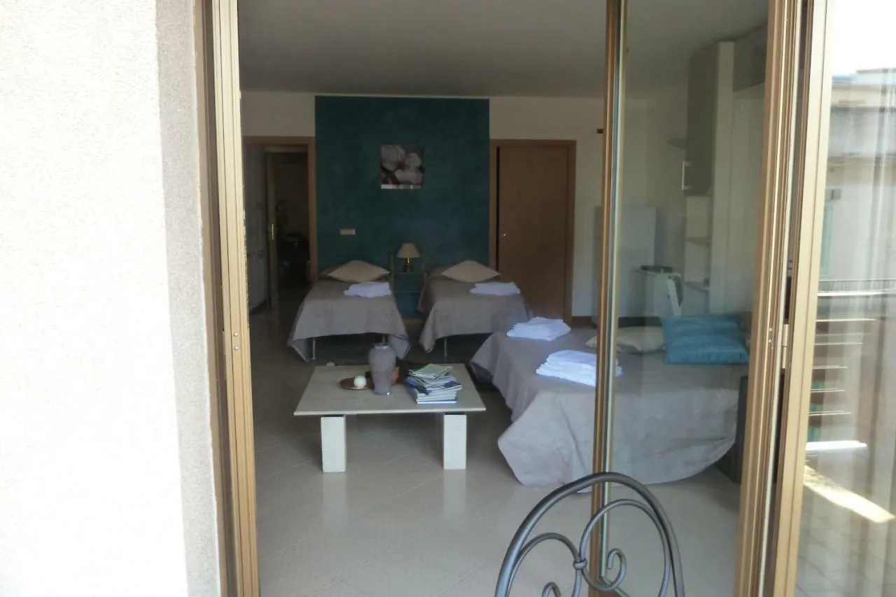 B&B Al 258 Santa Teresa Di Riva